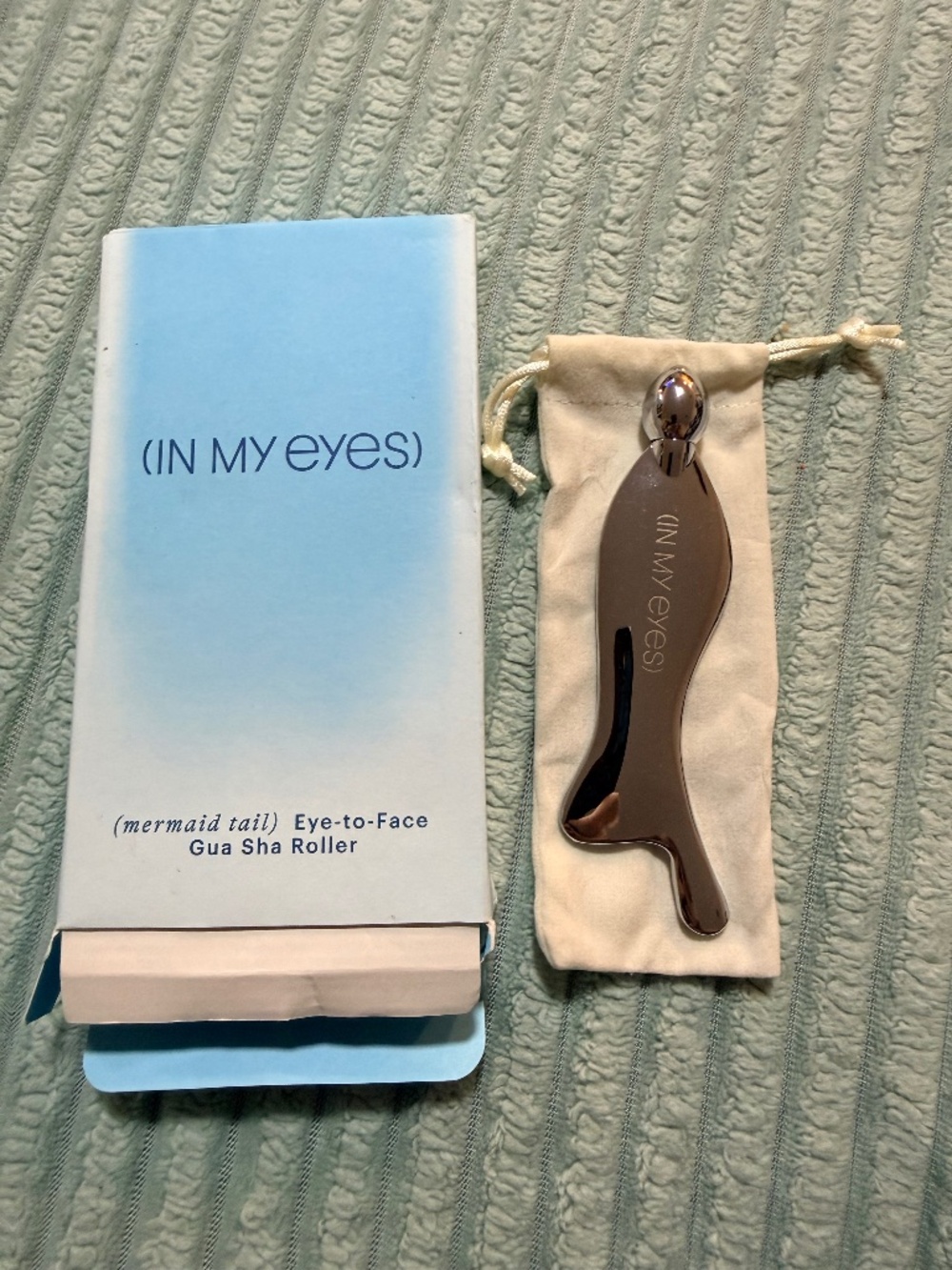 IN MY EYES Mermaid Tail Eye-to-Face Gua Sha Roller Facial Massager
